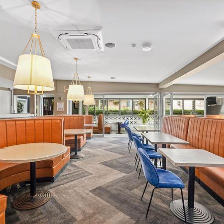 Grand Hotel And Studios Wyong Exteriér fotografie
