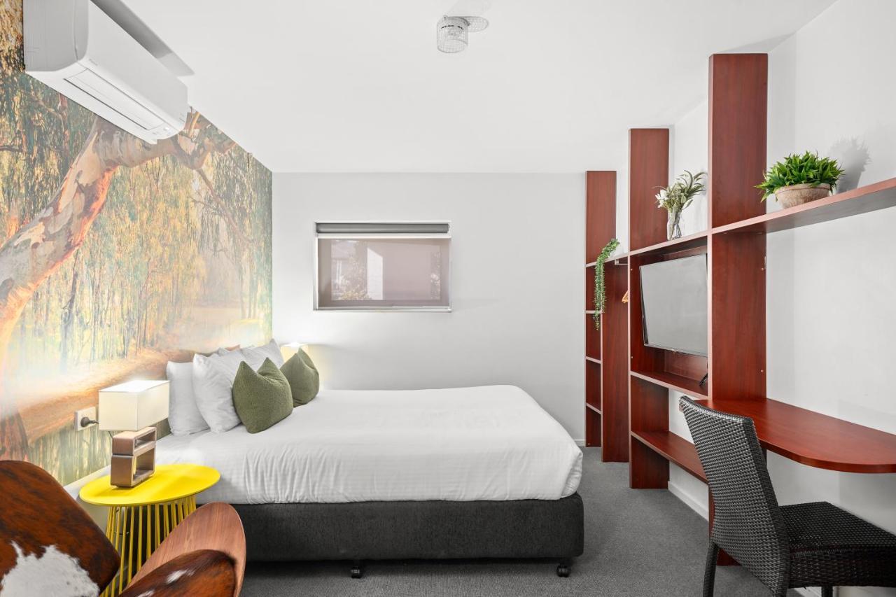 Grand Hotel And Studios Wyong Exteriér fotografie