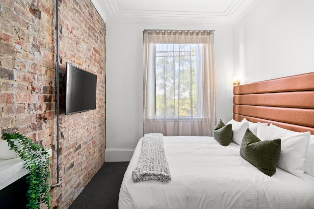 Grand Hotel And Studios Wyong Exteriér fotografie