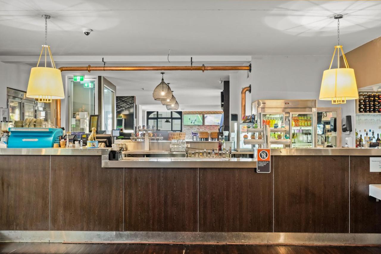 Grand Hotel And Studios Wyong Exteriér fotografie