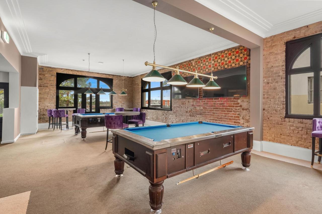 Grand Hotel And Studios Wyong Exteriér fotografie