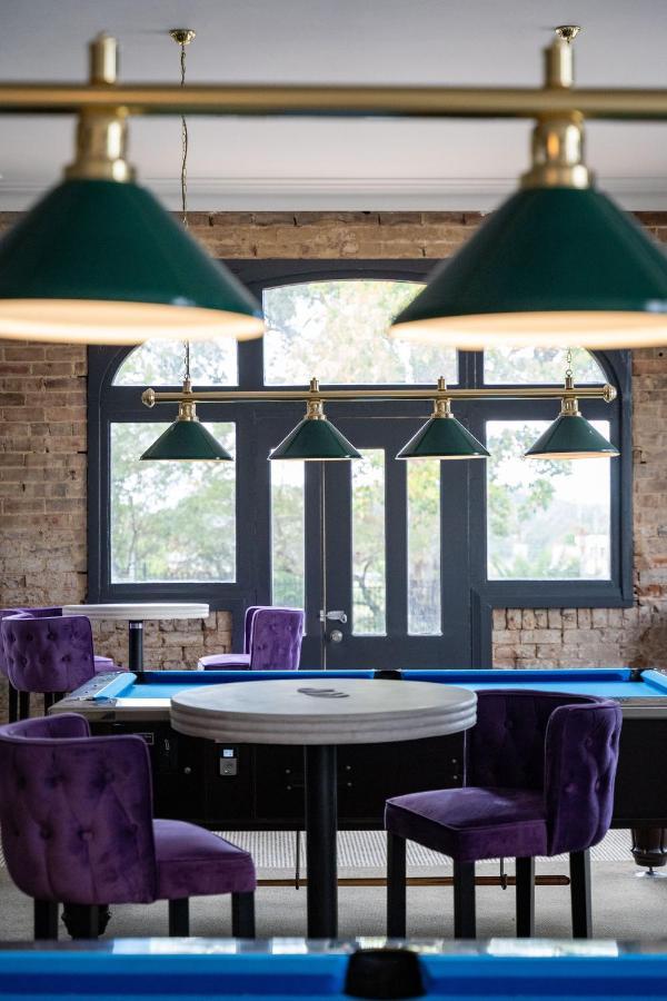 Grand Hotel And Studios Wyong Exteriér fotografie