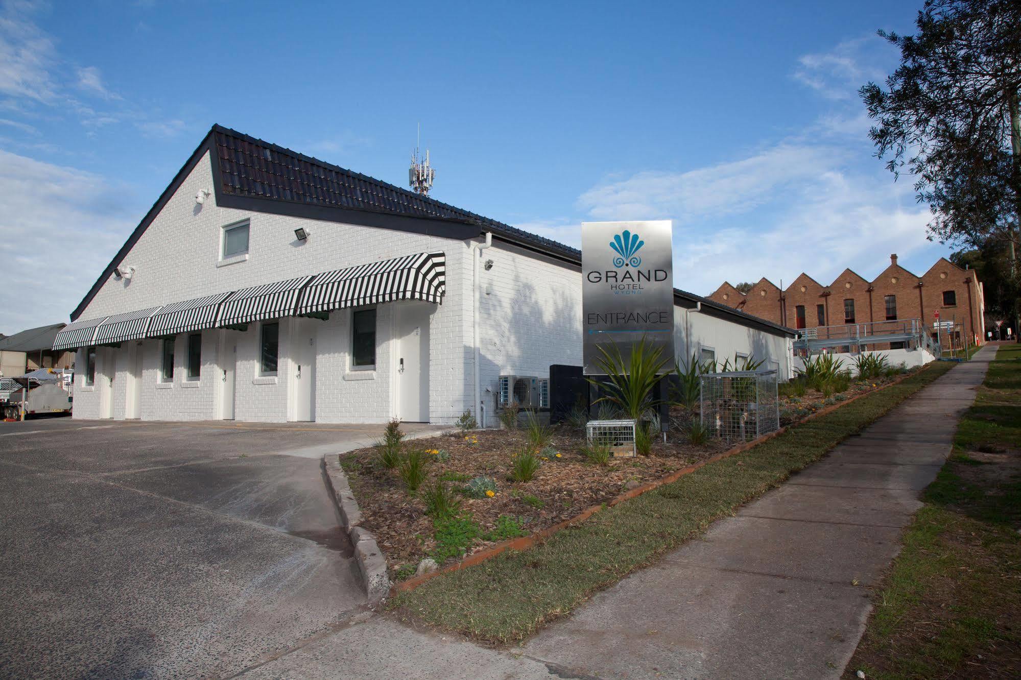 Grand Hotel And Studios Wyong Exteriér fotografie