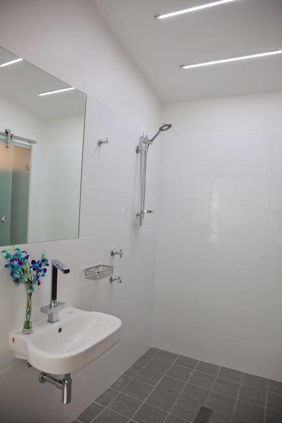 Grand Hotel And Studios Wyong Exteriér fotografie